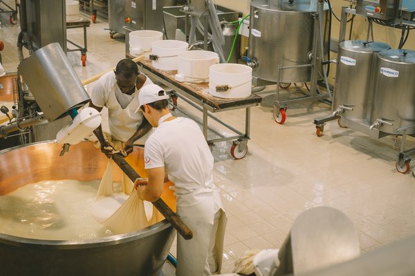 Où participer à un atelier de fabrication de fromage en Savoie, France?